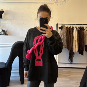 Pullover with Removable Pink Chain Detail (Black)